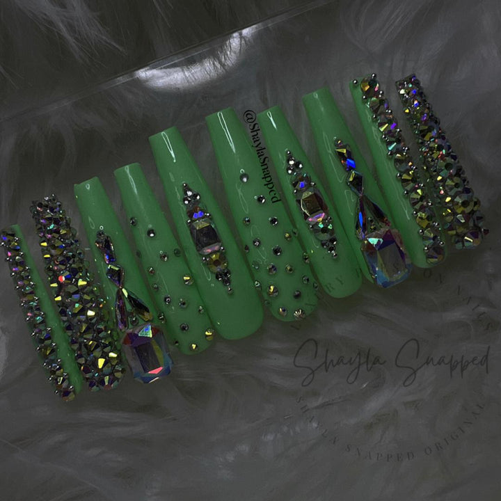 Diamonds Dancing